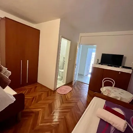 Apartment Nede Trpanj