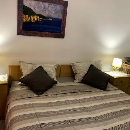 Apartment Nede *